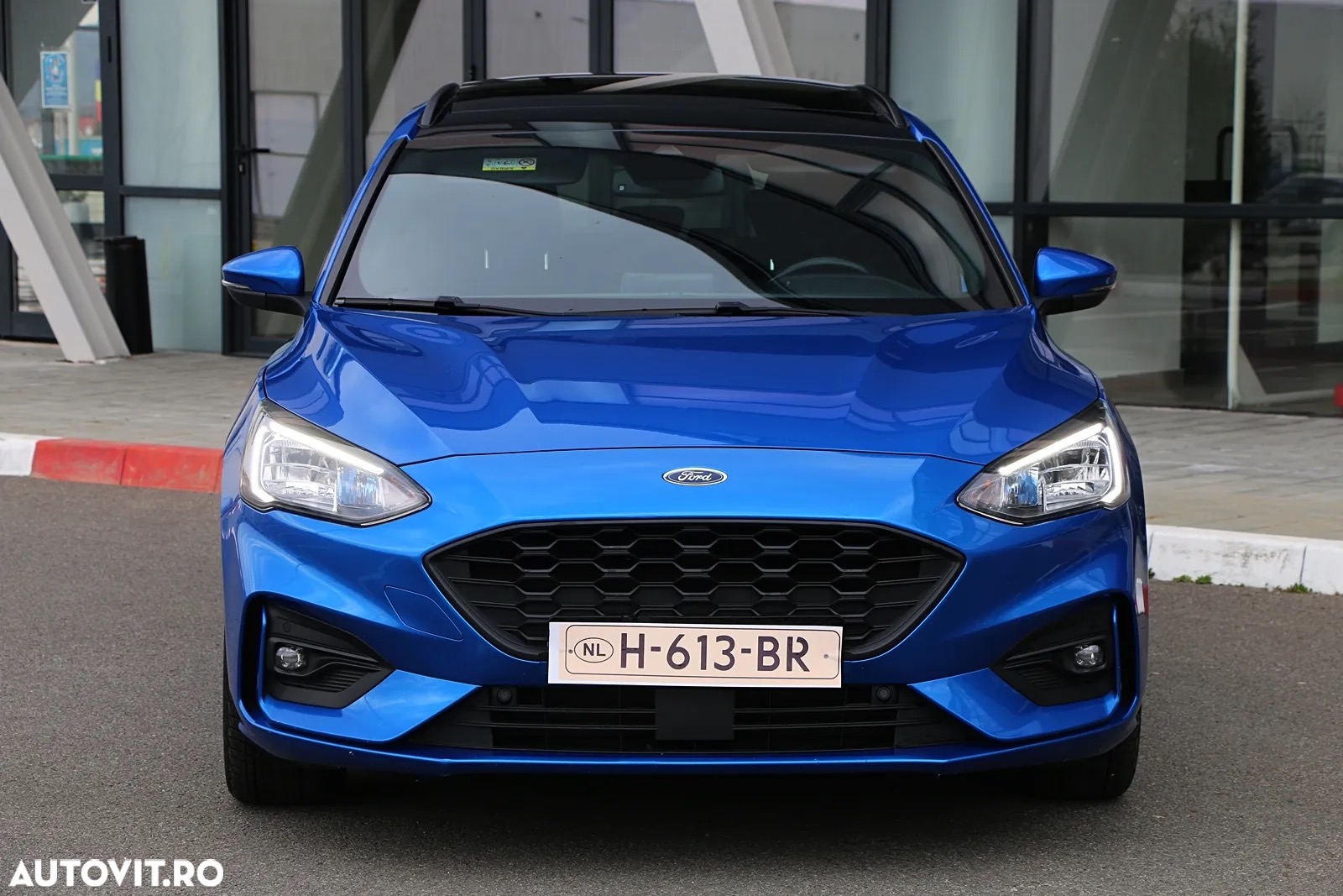 Ford Focus 1.0 EcoBoost Start-Stopp-System ST-LINE DESIGN - poza 2